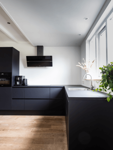 Egi Interiors - Kitchen Bespoke Design